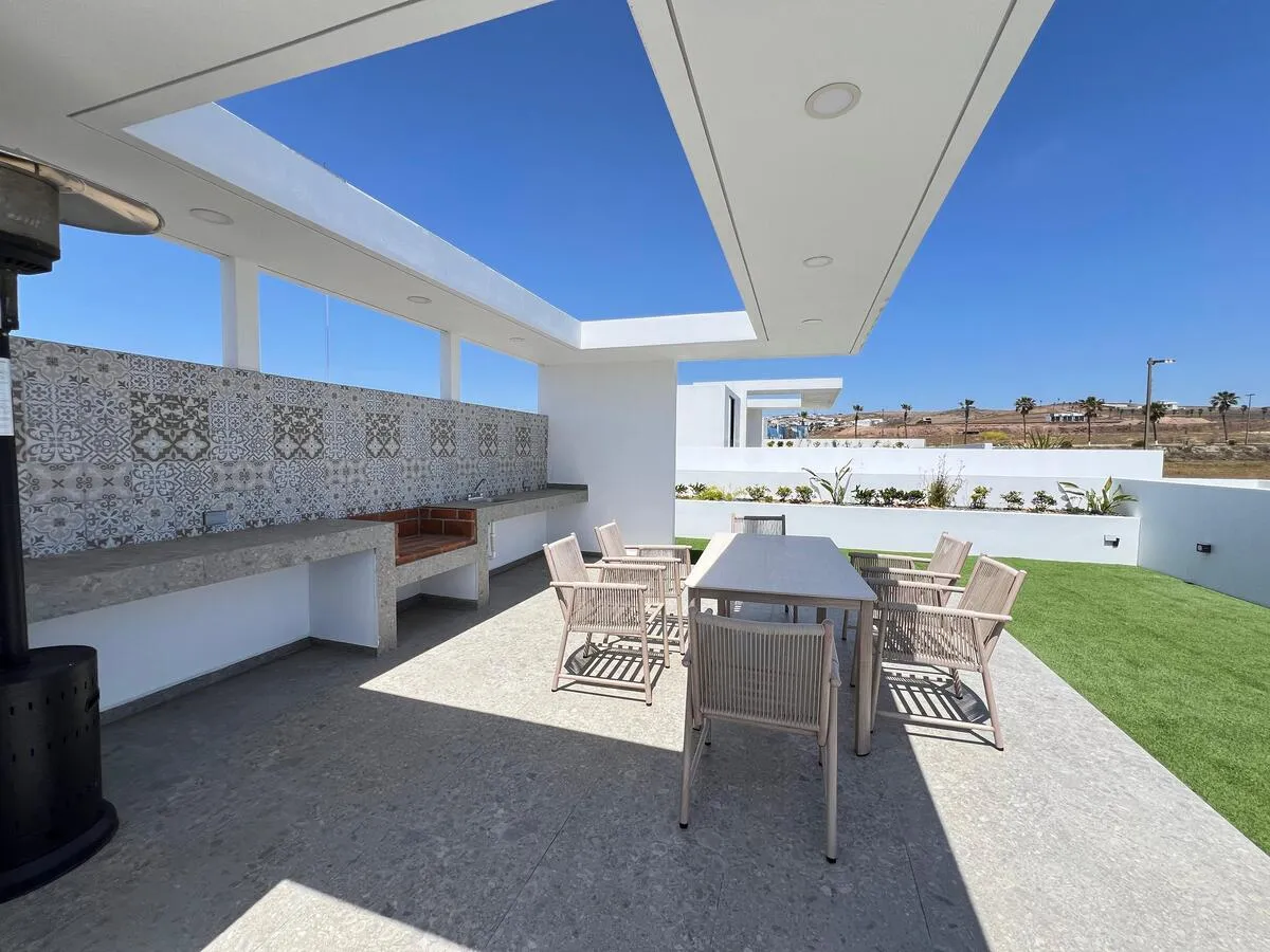 Alma Nova Home For Sale Picture 6