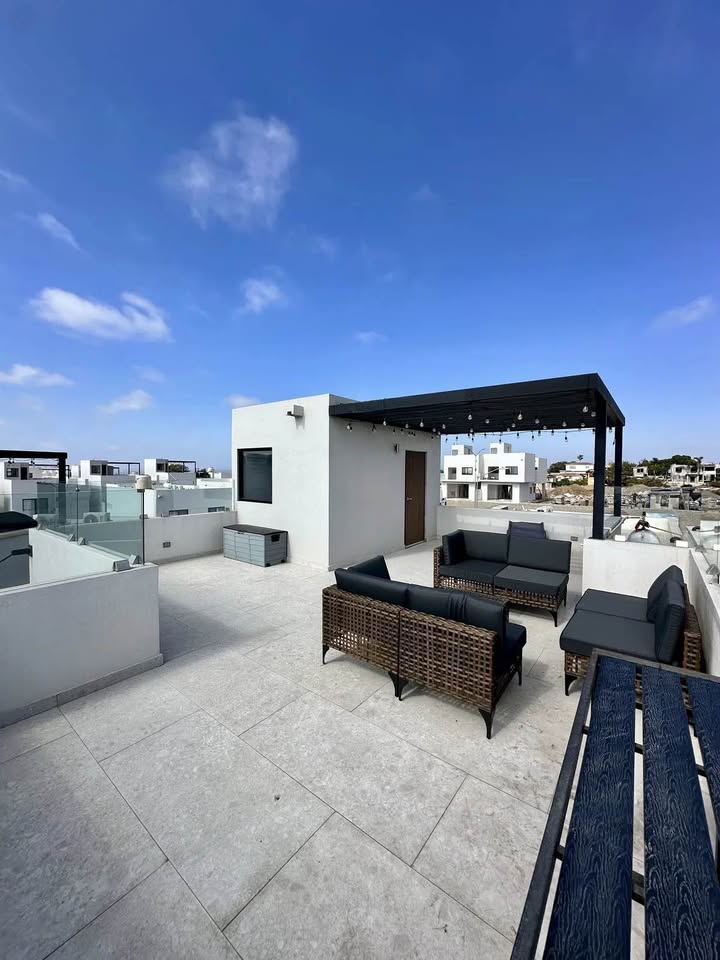 La Cuspide Home For Sale Picture 14