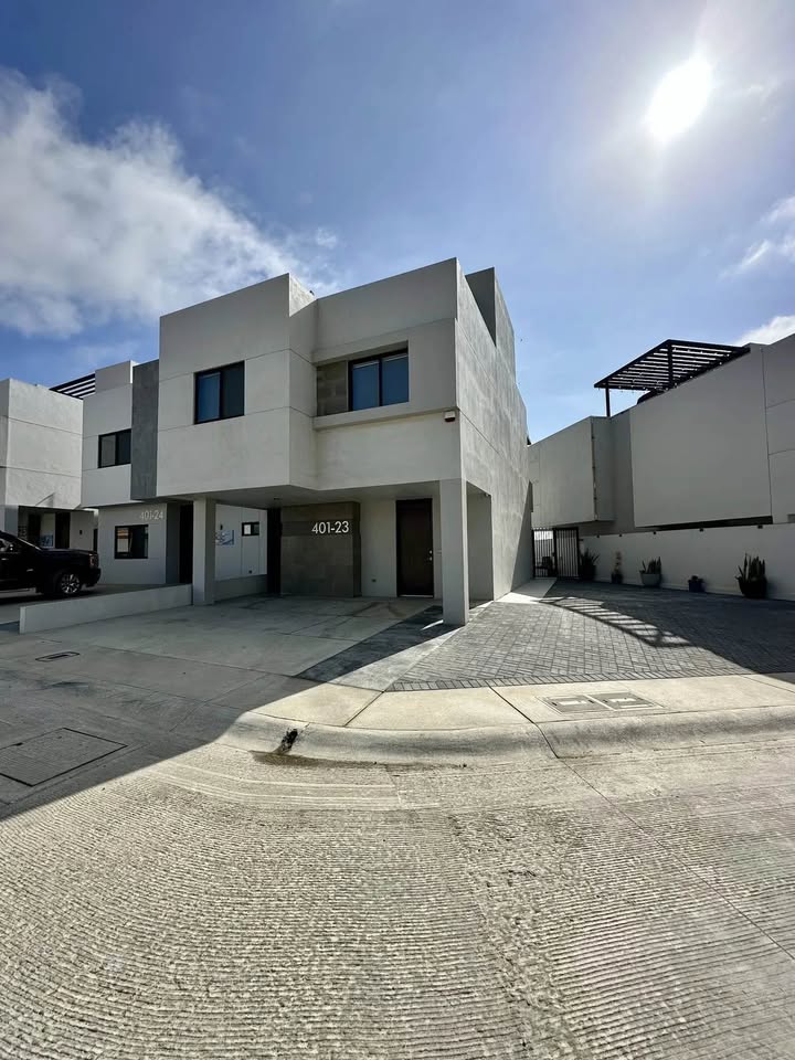 La Cuspide Home For Sale Picture 17