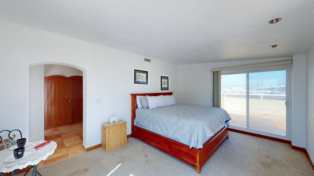 La Jolla Condominium For Sale Picture 11