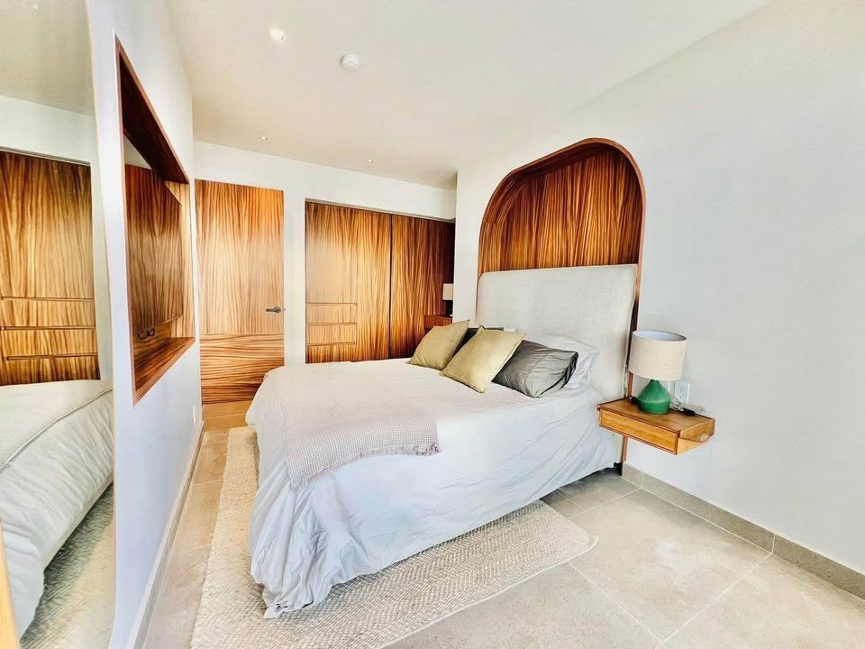 Naos Condominium Tower Condominium For Sale Picture 8