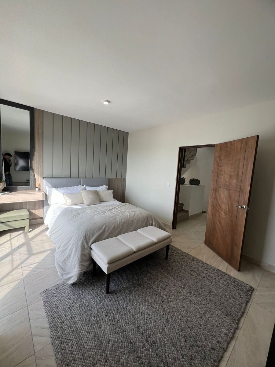 San Marino Home For Sale Picture 10
