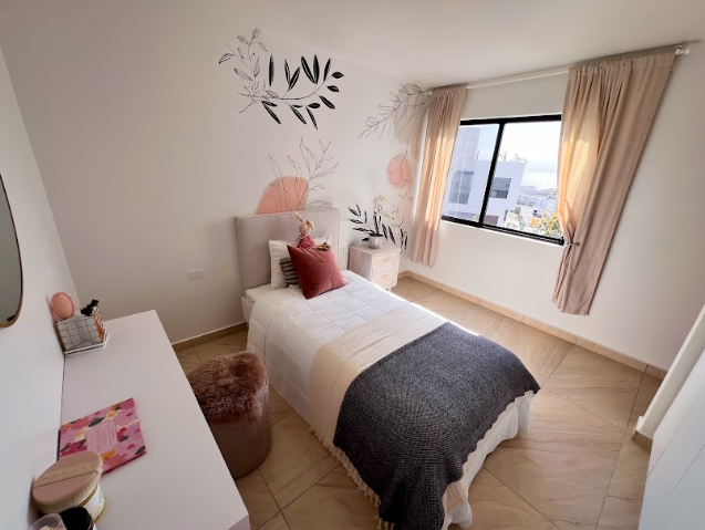 San Marino Home For Sale Picture 10