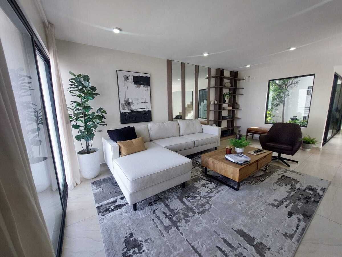 San Marino Home For Sale Picture 3