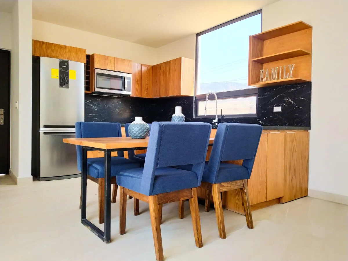 Plaza Del Mar Home For Sale Picture 9