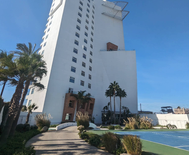 Las Palmas Condominiums Residency image, blog article information in Baja California Mexico
